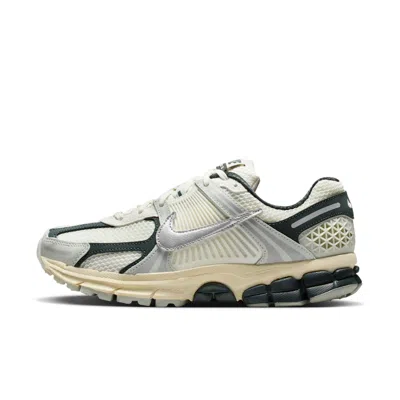 Nike Zoom Vomero 5 Sneakers In Gray