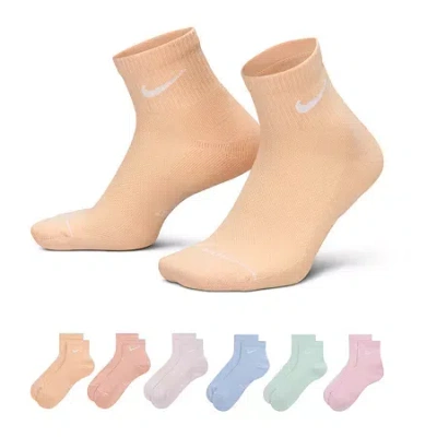 Nike Womens 6 Pair Quarter Ankle Socks In Orange