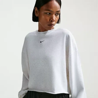 Nike Womens Crew Neck Long Sleeve Embroidered Sweatshirt In Gray