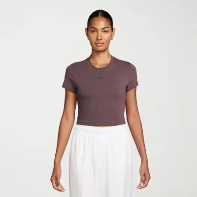 Nike Womens Crew Neck Short Sleeve T-shirt In Purple
