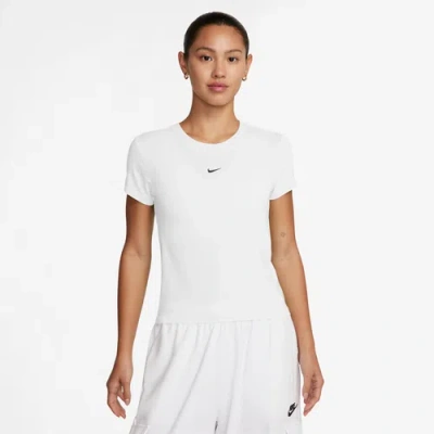 Nike Womens  Chill Knit Crop T-shirt In Black/white