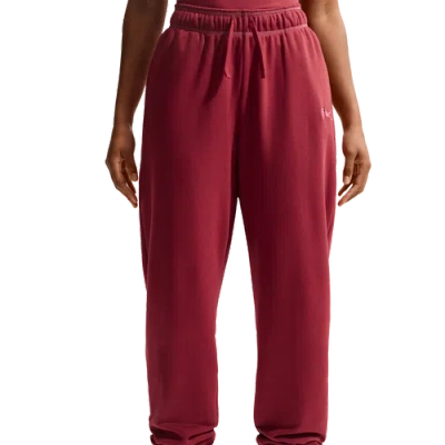 Nike Womens  Nsw Club Fleece Mid Rise Os Vday Pant In Burgundy