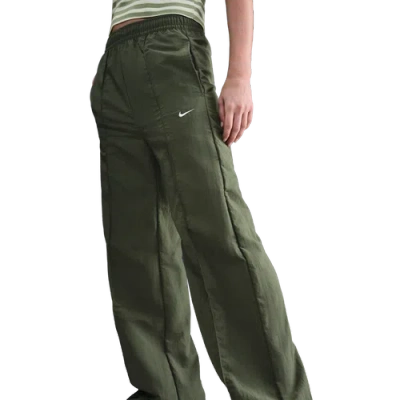 Nike Womens  Trend Woven Mid Rise Pants In Green