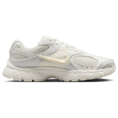 Nike V5 Rnr Mesh-panel Sneakers In White