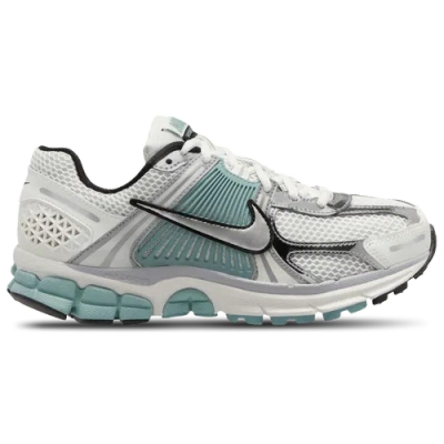NIKE WOMENS NIKE ZOOM VOMERO 5 NEWS
