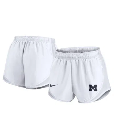 Nike Women's White Michigan Wolverines Performance Tempo Shorts