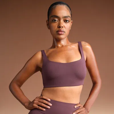 Nike Women'sskims Matte Scoop-neck Bra In Pink