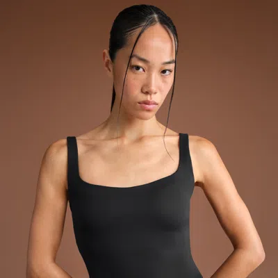 Nike Women'sskims Matte Square-neck Tank Top In Black