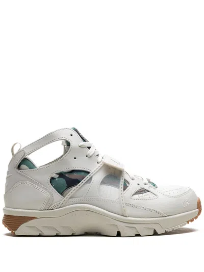 Nike X Corteiz Air Trainer Huarache Sneakers In Grey