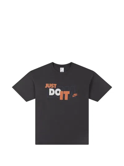Nike X Dover Street Market Graphic-print T-shirt In Brown