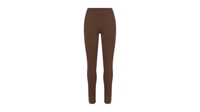 Pre-owned Nike X Skims Women's Matte 26" Legging In Dark Sepia In Brown