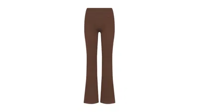 Pre-owned Nike X Skims Women's Matte Slim Flare Legging In Dark Sepia In Brown