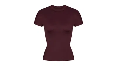 Pre-owned Nike X Skims Women's Shine Short Sleeve Mock Neck Top In Currant In Purple