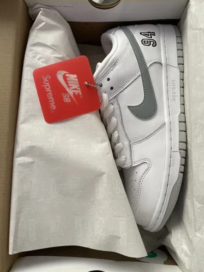 Pre-owned Nike X Supreme Dunk Low Og Qs Shoes In White
