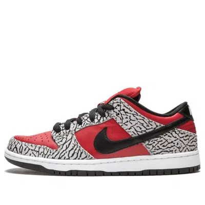 NIKE NIKE X SUPREME SB DUNK LOW PREMIUM 'RED CEMENT'