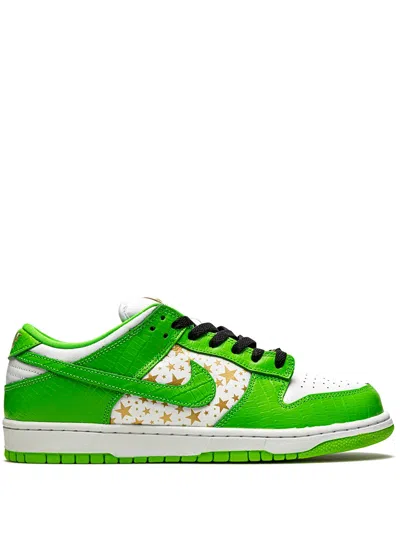 Nike Sb Dunk Low Sneakers In Green