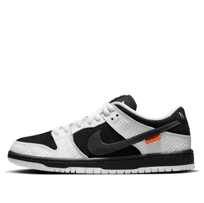 Nike X Tightbooth Sb Dunk Low 'white Black'