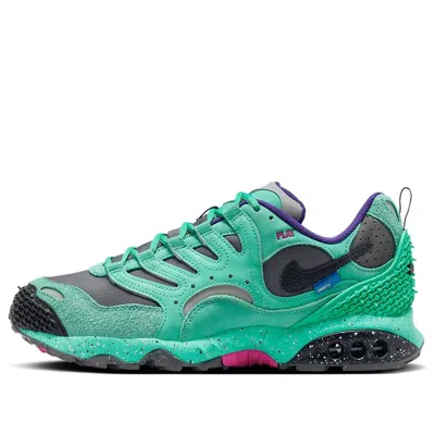 Nike X Undefeated Air Terra Humara 'light Menta' In Green