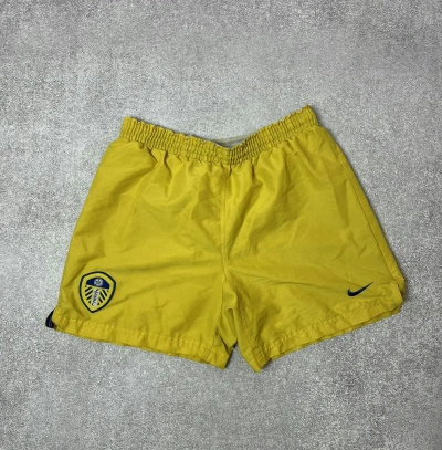 Pre-owned Nike X Vintage Leeds United Fc Nike 2001/2002 Away Football Shorts Yellow