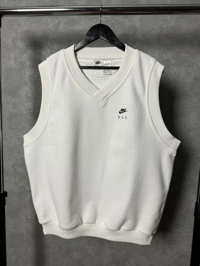 Pre-owned Nike X Vintage Nike Fit Vintage White Fleece Sleeveless V-neck Vest