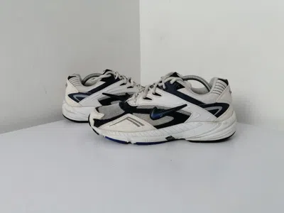 Pre-owned Nike X Vintage Nike Sneakers 2001 In White