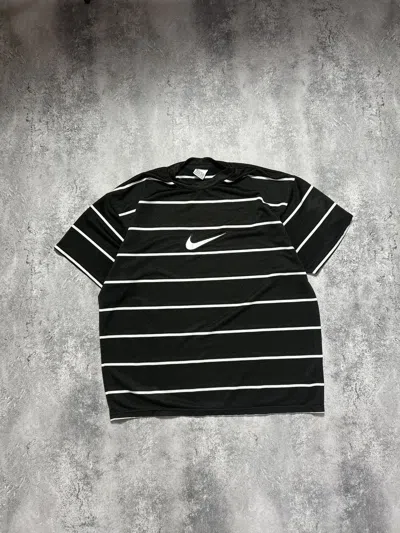 Pre-owned Nike X Vintage T-shirt Nike Big Logo Stiped White Tee In Black