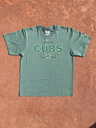 Pre-owned Nike X Vintage Y2k St Patrick's Cubs Mlb Center Swoosh Nike Tee In Green