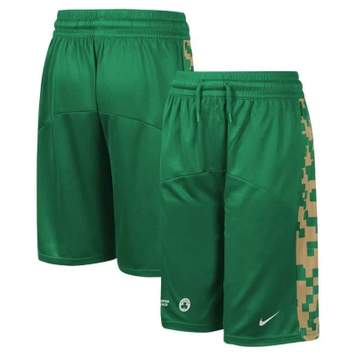 Nike Kids' Youth  Kelly Green Boston Celtics Courtside Starting Five Team Shorts