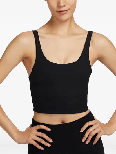 Nike Zenvy Ribbed Sports Bra In Black