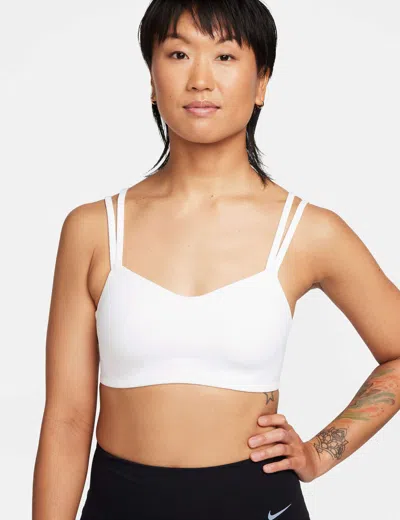 Nike Zenvy Strappy Sports Bra In White