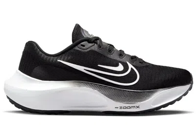 Pre-owned Nike Zoom Fly 5 (women's) Sneakers In Black/white