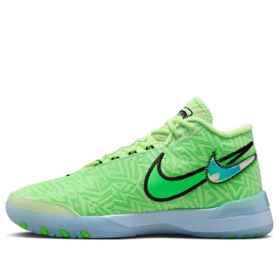 Nike Zoom Lebron Nxxt Sneakers In Green