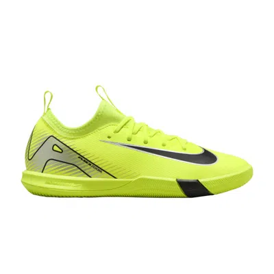 Pre-owned Nike Zoom Mercurial Vapor 16 Academy Ic Gs 'mad Voltage Pack' | Green | Kid's Size 4