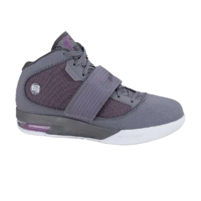 Pre-owned Nike Zoom Soldier 4 In Grey
