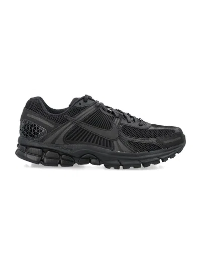 Nike Zoom Vomero 5 In Black