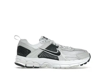 Pre-owned Nike Zoom Vomero 5 Black Sneakers In White/platinum Tint/metallic Platinum