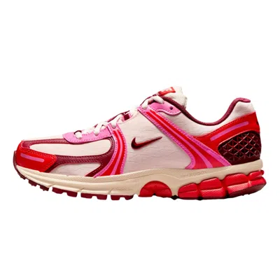 Nike Womens  Zoom Vomero 5 In Lt Crimson/lt Soft Pink/team Red