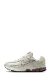 Nike Zoom Vomero 5 Sneaker In White