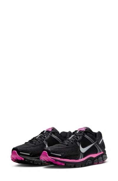 Nike Zoom Vomero 5 Sneaker