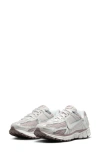 Nike Zoom Vomero 5 Sneaker In Silver