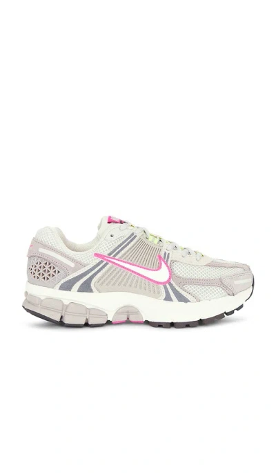 Nike Zoom Vomero 5 Sneaker In Multi