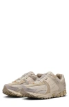 Nike Zoom Vomero 5 Sneaker In Brown
