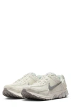 Nike Zoom Vomero 5 Sneaker In Silver