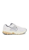 Nike Zoom Vomero 5 Summit White/summit White Fj2028-101 Women's In Summit White & Pure Platinum