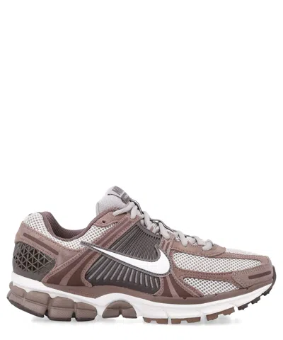 Nike Zoom Vomero 5 Sneakers