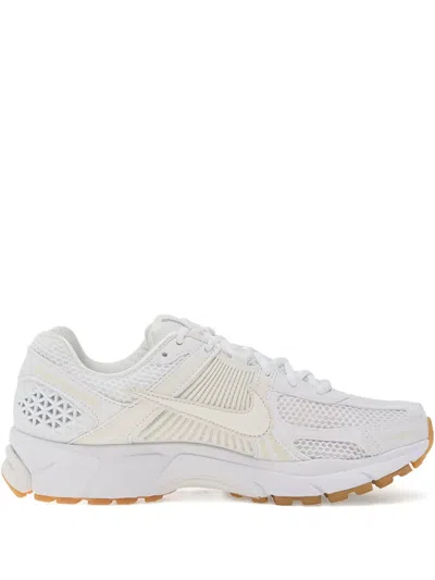Nike Zoom Vomero 5 Sneakers