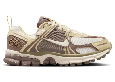 Pre-owned Nike Zoom Vomero 5 Sneakers In Pale Ivory/mink Brown