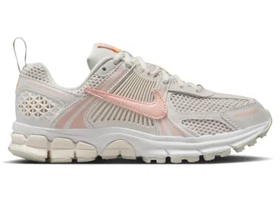 Pre-owned Nike Zoom Vomero 5 Sneakers In Phantom/echo Pink/light Orewood Brown