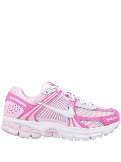 Nike Wmns Zoom Vomero 5 Sneakers In Pink