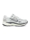 Nike Zoom Vomero 5 Sneakers In White